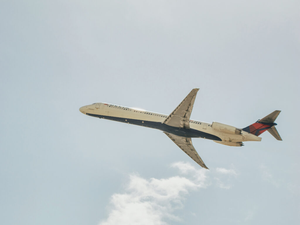 easiest ways to earn Delta SkyMiles